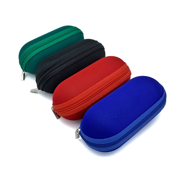 https://wegetrading.com/images/product/glass-pipe-case-pouch-small-4colours.jpg